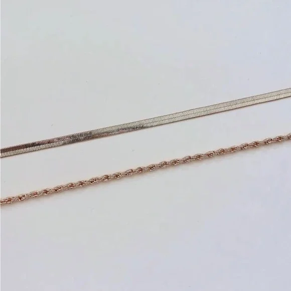 Anthropologie Ashley herringbone classy minimalist Gold layered necklace - Picture 4 of 4